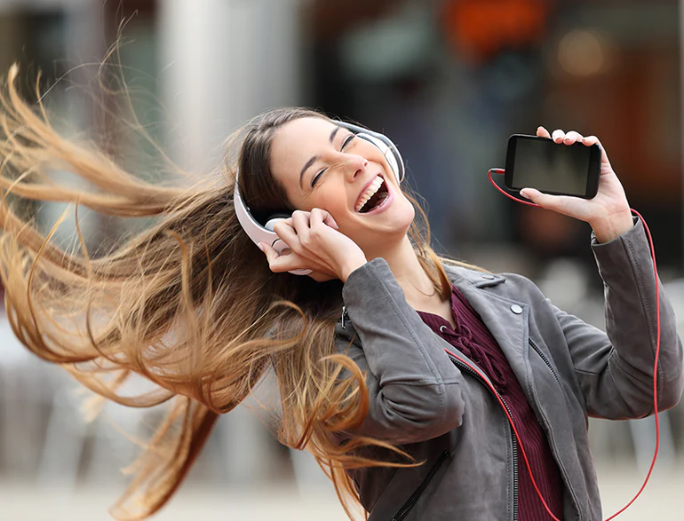 About sonic and find the best headphones